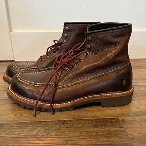 Frye men’s Dakota lace up leather boots 10 brown